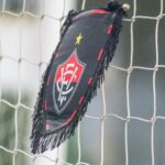 Vitória divulga nova camisa 2 para a temporada 2025; confira