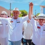 Na Lavagem de Arembepe, Caetano e Jerônimo arrastam multidão no cortejo de abertura