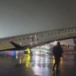 Avião colide com caminhão em aeroporto de Nova York, deixa dois mortos e fecha terminal