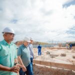 Obra da UBS Porte III do Jardim Limoeiro passa por vistoria
