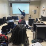 Aposentadas do ISSM iniciam aulas de informática em parceria com o Senac