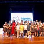 Camaçari empossa 300 Embaixadores da Alfabetização e fortalece parceria entre escola e família