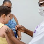 Dia D de Multivacinação movimenta unidades de saúde e amplia acesso às vacinas em Camaçari