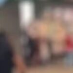 Homem é internado em estado grave após ser espancado por grupo durante festa na Bahia